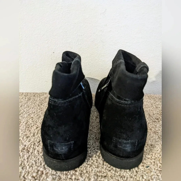 UGG Josefene Cuff Black Women’s Ankle Suede Boots Size‎ 9 NEW - Picture 10 of 10